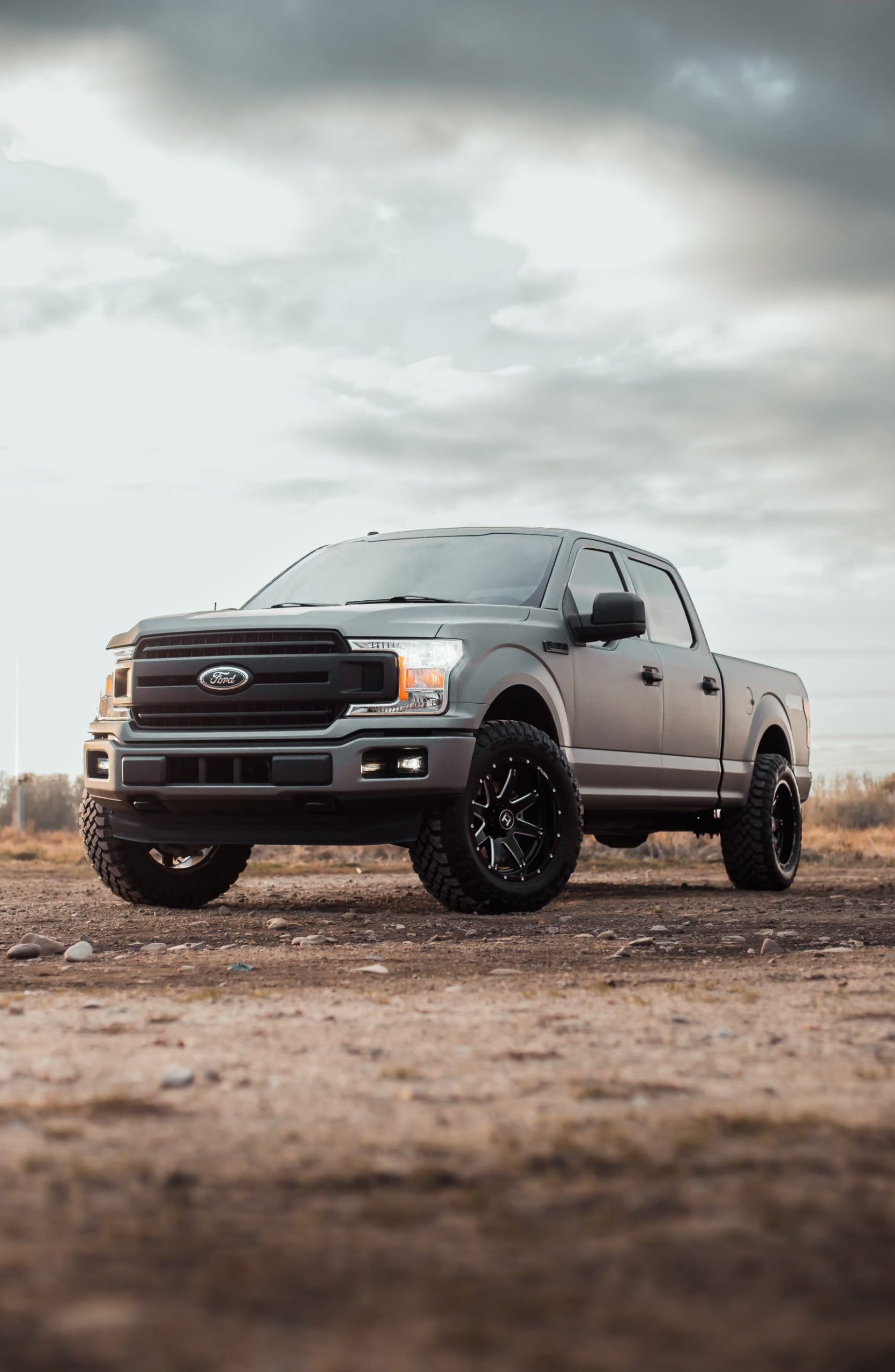 Ford F-450 matte vinyl wrap